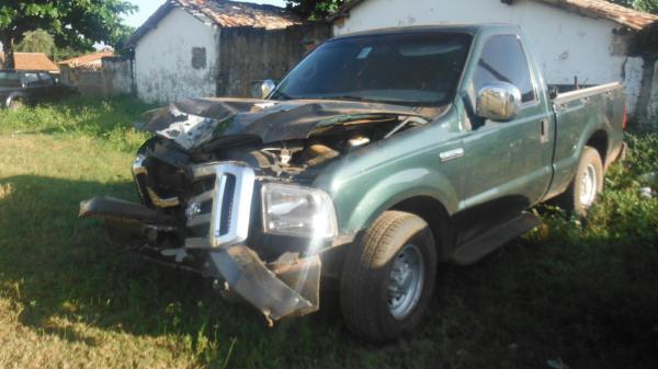 Grave acidente entre moto e carro deixa um morto e um ferido.(Imagem:FlorianoNews)
