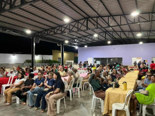 Prefeitura de Floriano encerra atividades do Serviço de Convivência com confraternização para os idosos.(Imagem:Secom)