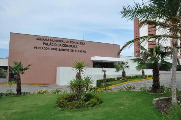 Inscrições para o concurso da Câmara Municipal de Fortaleza; salários vão até R$ 7 mil
