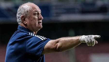 Cruzeiro visita Sampaio Corrêa em busca de milagre na Série B