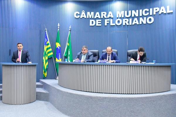 Vereadores exaltam projeto sobre segurança alimentar e nutricional a famílias de Floriano.(Imagem:CMF)