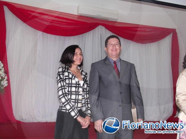 Pastor Jos&eacute; Al&eacute;cio e esposa.(Imagem:FlorianoNews)