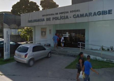 Mulher tem rosto esfaqueado ao proteger irmã de ex-namorado