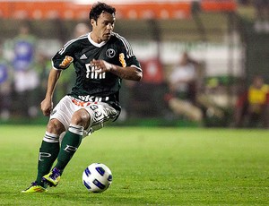 Empresário de Kleber apresenta proposta do Grêmio ao Verdão