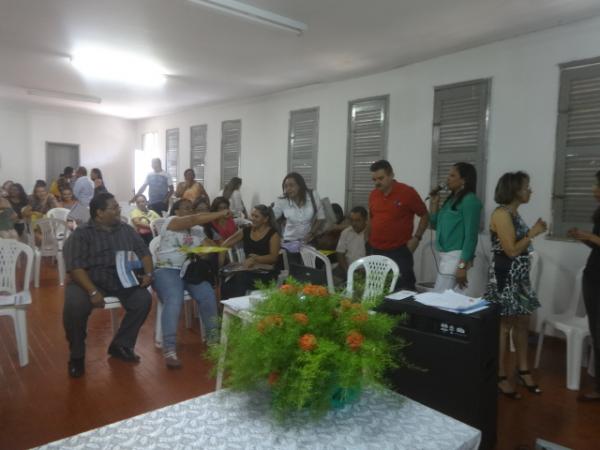 10ª GRE de Floriano sedia reunião sobre Projeto Político Pedagógico.(Imagem:FlorianoNews)