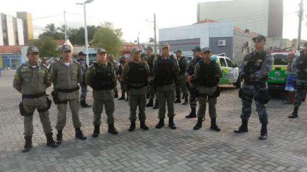 Três pessoas são presas durante operação policial em Floriano.(Imagem:FlorianoNews)