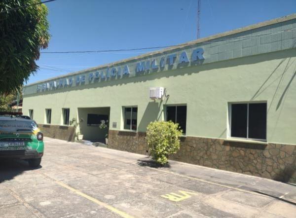 Ação Policial em Floriano: Indivíduo com tornozeleira eletrônica é detido por posse de drogas