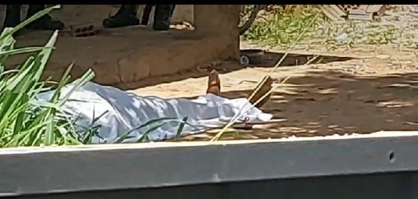 Homic&iacute;dio &eacute; registrado no bairro Riacho Fundo, em Floriano(Imagem:Reprodu&ccedil;&atilde;o/JC 24 Horas)