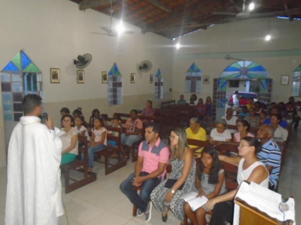 Missa igreja de S&atilde;o Raimundo Nonato(Imagem:FlorianoNews)