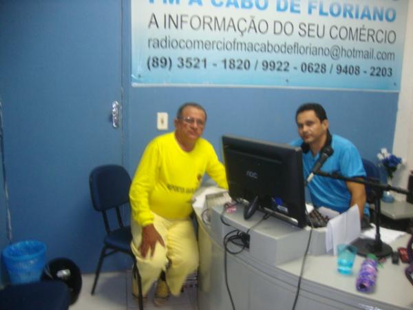 visita a radio comercio(Imagem:reda&ccedil;&atilde;o)