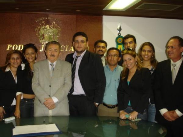 Alunos do curso de Direito da FAESF visitam as depend&ecirc;ncias do TJ/PI (Imagem:Divulga&ccedil;&atilde;o)