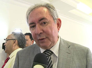 João Henrique retoma caravanas e pré-campanha no Estado