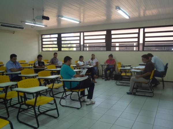 Realizada assembleia para discutir a suspensão da greve na UFPI