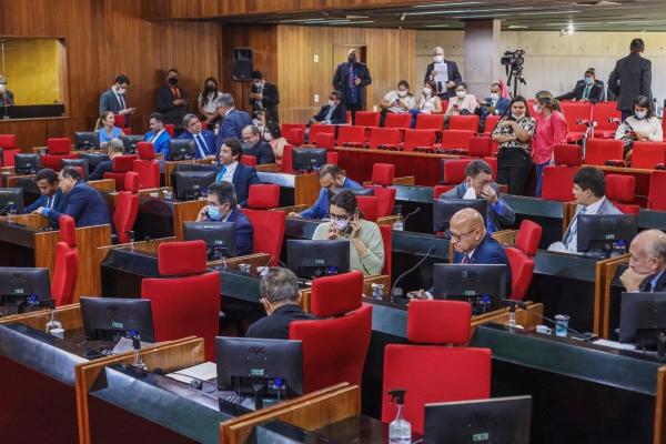 Maioria dos deputados eleitos no PI precisou de votos fora de sua região