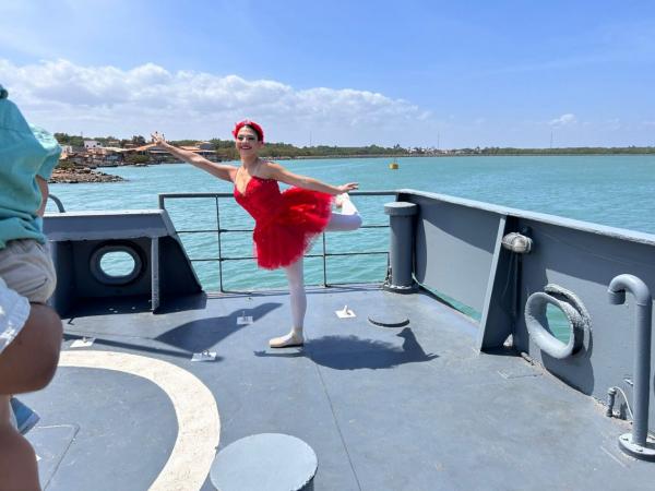 Alunos de ballet cl&aacute;ssico(Imagem:Divulga&ccedil;&atilde;o)