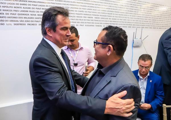 Senador Ciro Nogueira realiza um dia inteiro de reuniões e atende prefeitos, vereadores e lideranças de todo o Piauí (Imagem:Suyane Mesquita / ASCOM)