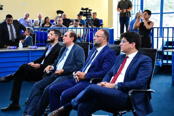 Câmara de Floriano abre o Ano Legislativo 2024 com mensagem do prefeito municipal(Imagem:CMF)