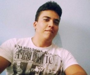 Jovem baleado durante assalto em Floriano passa por cirurgia na capital piauiense