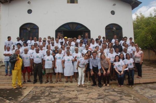 Dia do Idoso: Prefeito anuncia benefícios para jovens da 3ª idade.(Imagem:Waldemir Miranda)