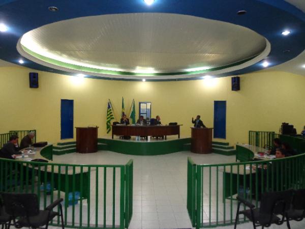 Câmara Municipal de Floriano realiza sessão ordinária da segunda quinzena de fevereiro