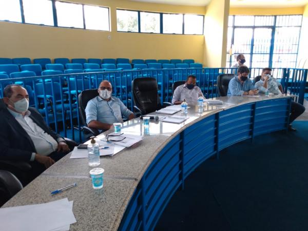 Vereadores discutem a elabora&ccedil;&atilde;o das Leis Or&ccedil;ament&aacute;rias de Floriano(Imagem:FlorianoNews)