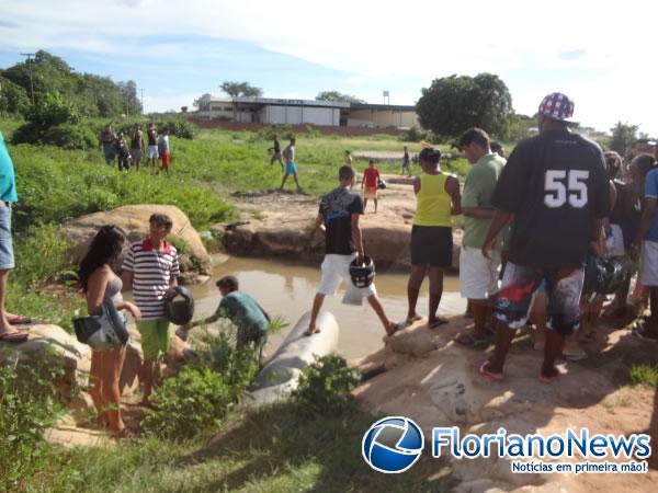 Adolescente é encontrado morto dentro de lago do cano da Agespisa em Floriano.(Imagem:FlorianoNews)