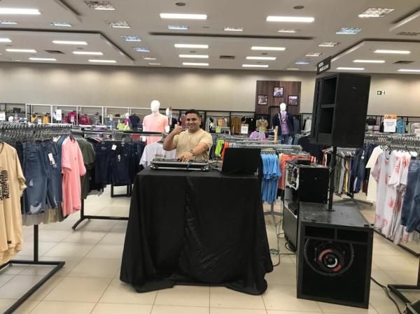 Armaz&eacute;m Para&iacute;ba reinaugura setor de moda em um evento especial de transforma&ccedil;&atilde;o e ofertas(Imagem:FlorianoNews)