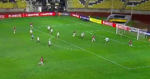 Chance perdida por Gabigol em Palestino x Flamengo.(Imagem:Reprodu&ccedil;&atilde;o)