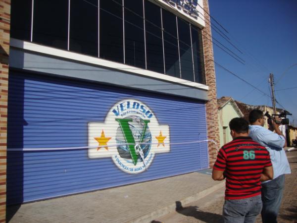Faxada da nova Filial da Veloso em S&atilde;o Jo&atilde;o dos Patos(Imagem:Amarelinho)