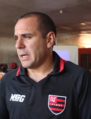 Fla-PI esfria negociações com reforços e confirma sete jogadores da base
