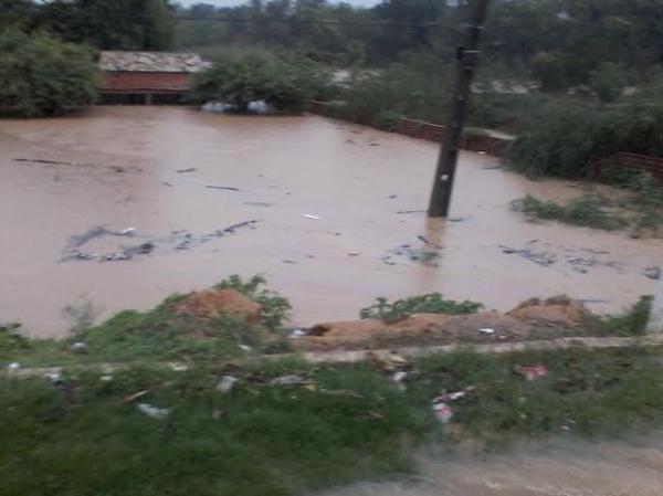 Chuva forte causou inunda&ccedil;&otilde;es no munic&iacute;pio de Cristino Castro.(Imagem:Nadilson dos Santos/Arquivo Pessoal)
