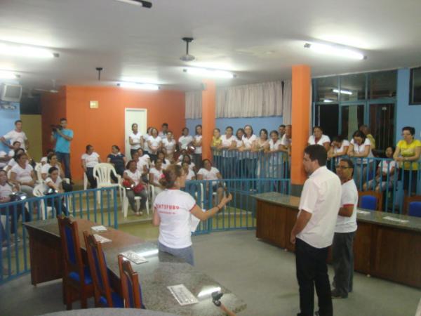 Sindicalistas da Educa&ccedil;&atilde;o de Bar&atilde;o de Graja&uacute; decepcionados com a C&acirc;mara de Vereadores.(Imagem:FlorianoNews)
