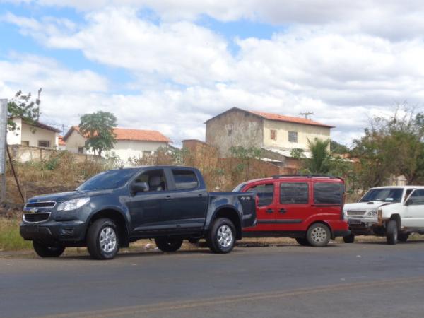 Engavetamento entre três veículos é registrado na BR-230 em Floriano.(Imagem:FlorianoNews)