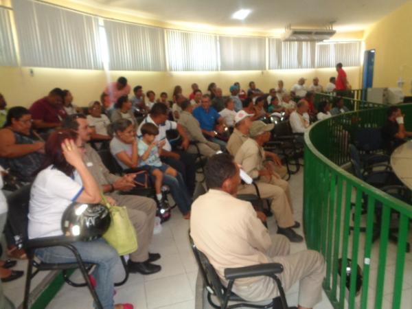 Reunião articula vacinação Antirrábica em Floriano.(Imagem:FlorianoNews)