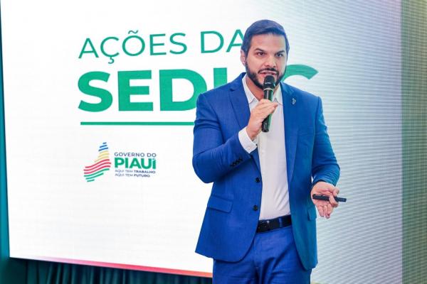 Washington Bandeira, secret&aacute;rio de Estado da Educa&ccedil;&atilde;o.(Imagem:Gabriel Paulino)