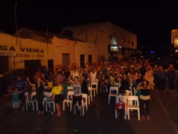 Igreja Internacional da Graça de Deus promove culto de ação de graças em Floriano