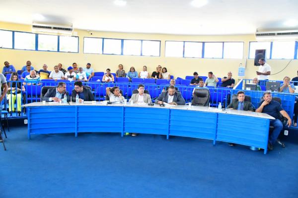 Audiência pública na Câmara Municipal discute a concessão dos serviços de água e esgoto em Floriano(Imagem:CMF)