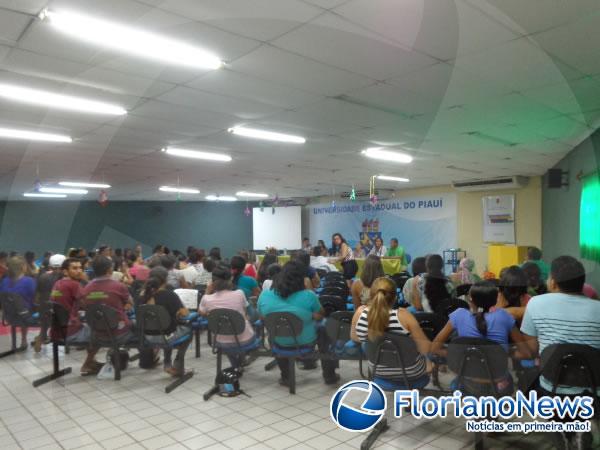 UESPI realiza I Col&oacute;quio Regional sobre Est&aacute;gio Supervisionado e Pr&aacute;ticas de Ensino em Floriano.(Imagem:FlorianoNews)