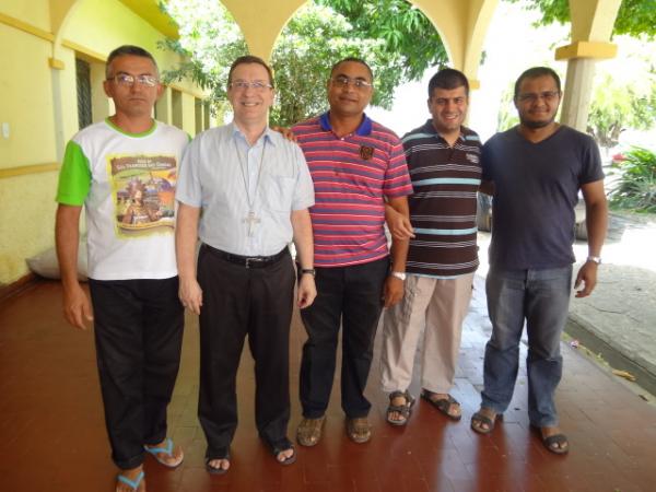 Ministro Provincial fez visita can&ocirc;nica em Floriano.(Imagem:FlorianoNews)
