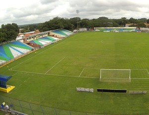 Atrasados na rodada, River-PI e Piauí creem em triunfo para entrar no G-4