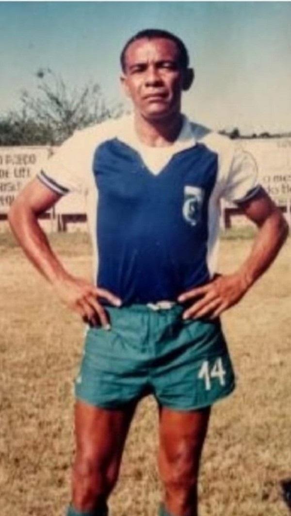 o ex-jogador Pedro de Alc&acirc;ntara Pereira, carinhosamente conhecido como Soleta.(Imagem:Arquivo pessoal)