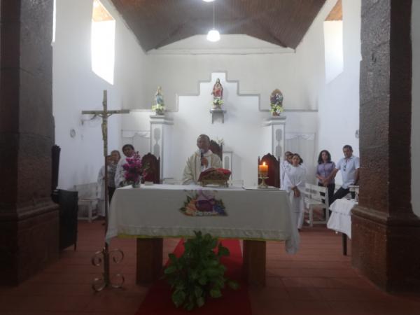 Cavalgada e Missa do Vaqueiro movimentam festejos de Santo Ant&ocirc;nio em Jerumenha.(Imagem:FlorianoNews)