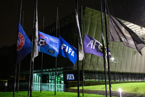 Fifa pede um minuto de silêncio por Pelé em todos os jogos de futebol do mundo