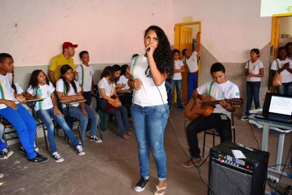 Escola Municipal Ant&ocirc;nio Nivaldo realiza Sarau de Poesia.(Imagem:SECOM)