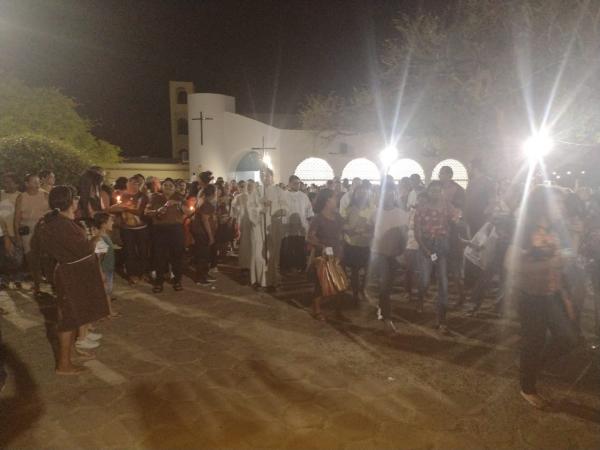 Prociss&atilde;o e missa solene encerram o festejo de S&atilde;o Francisco de Assis em Floriano.(Imagem:FlorianoNews)