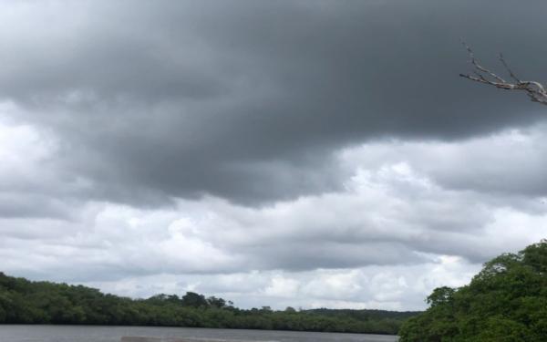 Piauí segue com o tempo nublado e previsão de chuvas nesta segunda-feira (15)