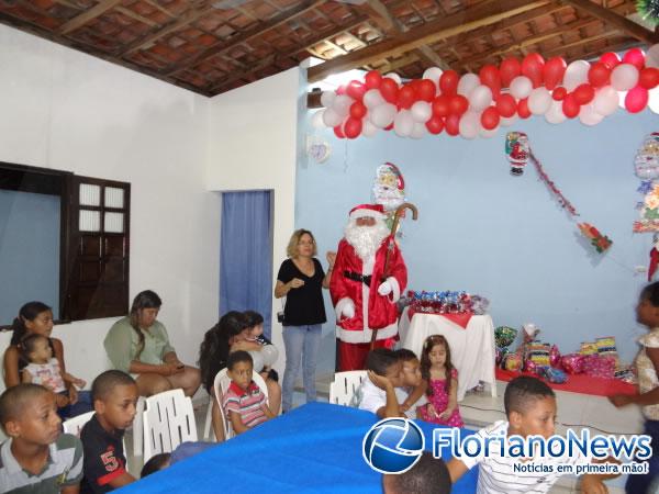 Centro Esp&iacute;rita Allan Kardec realizou doa&ccedil;&atilde;o de brinquedos em Floriano.(Imagem:FlorianoNews)