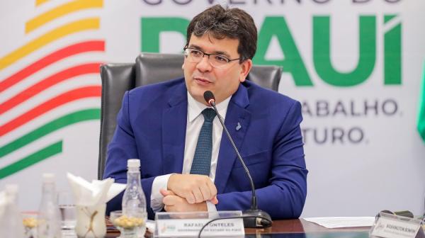 Governador Rafael Fonteles sanciona lei que garante advogados para pessoas em vulnerabilidade social