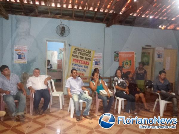 Prefeitura, Emater e Sindicato Rural se re&uacute;nem para debater acesso ao Garantia Safra.(Imagem:FlorianoNews)