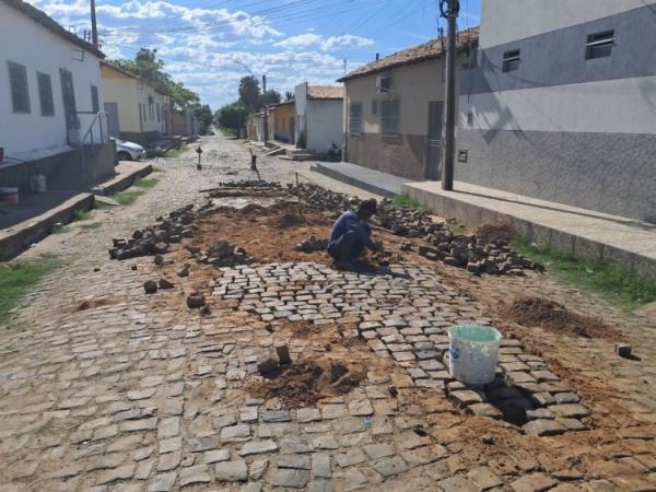 Infraestrutura de Floriano divulga balan&ccedil;o da Opera&ccedil;&atilde;o Tapa-Buracos realizada em novembro(Imagem:Secom)